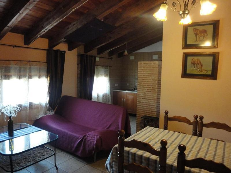 Hotel Rural Los Quinones Пералехос-де-лас-Тручас Номер фото